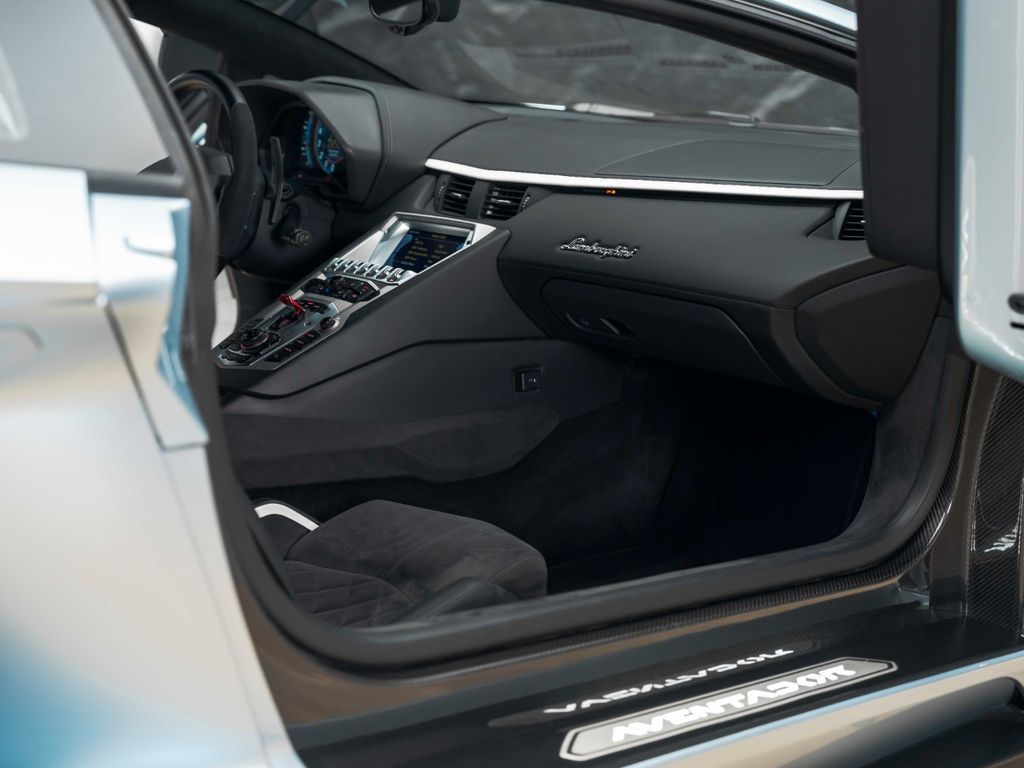 Lamborghini Aventador 2017