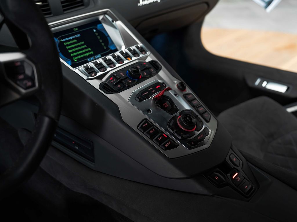 Lamborghini Aventador 2017