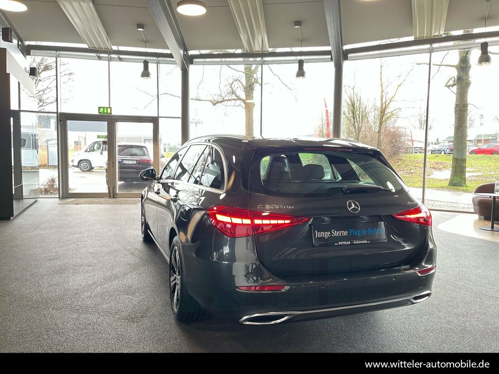 Mercedes-Benz C 300 2024