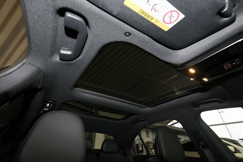 Mercedes-Benz C 220 2025