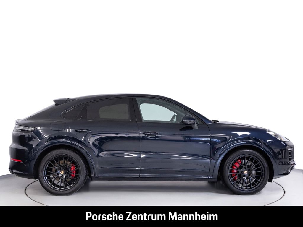 Porsche Cayenne 2022