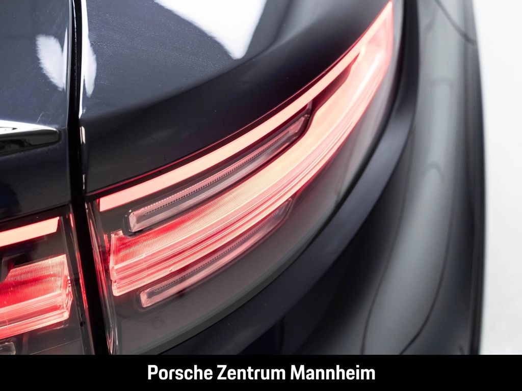 Porsche Cayenne 2022