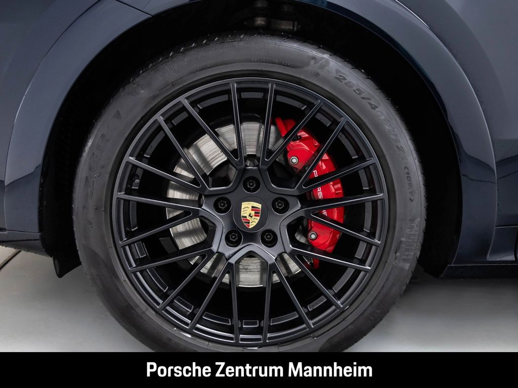 Porsche Cayenne 2022