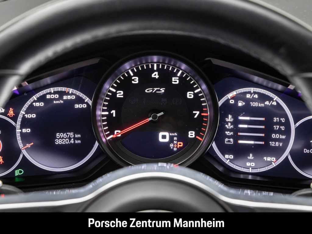 Porsche Cayenne 2022