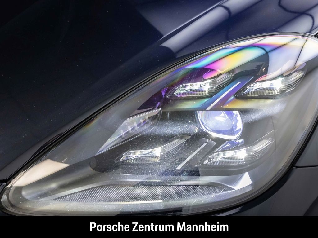 Porsche Cayenne 2022