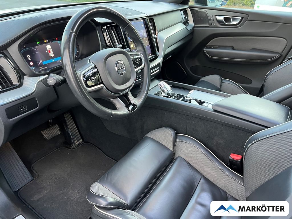 Volvo XC60 2022