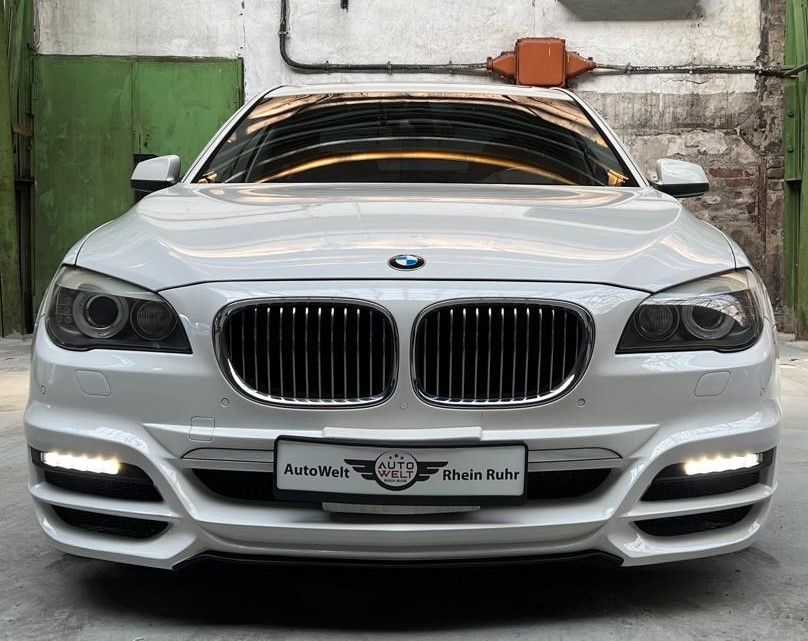 BMW 750 2009