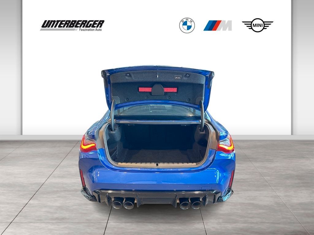 BMW M4 2022