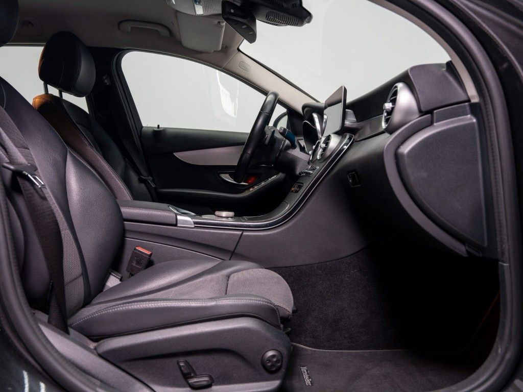 Mercedes-Benz C 220 2021