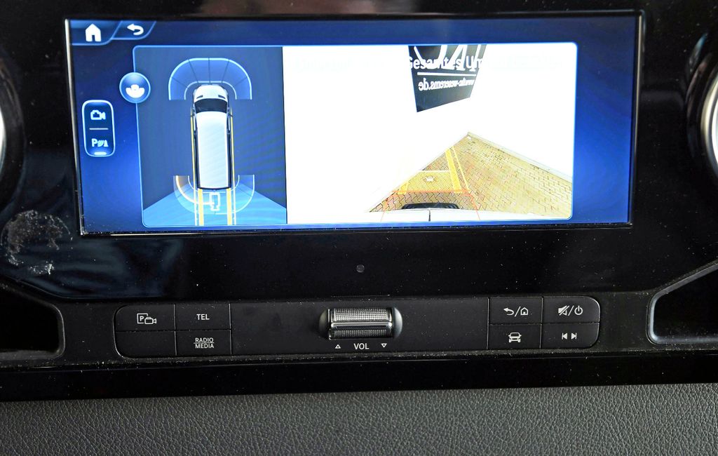 Mercedes-Benz Sprinter 2024