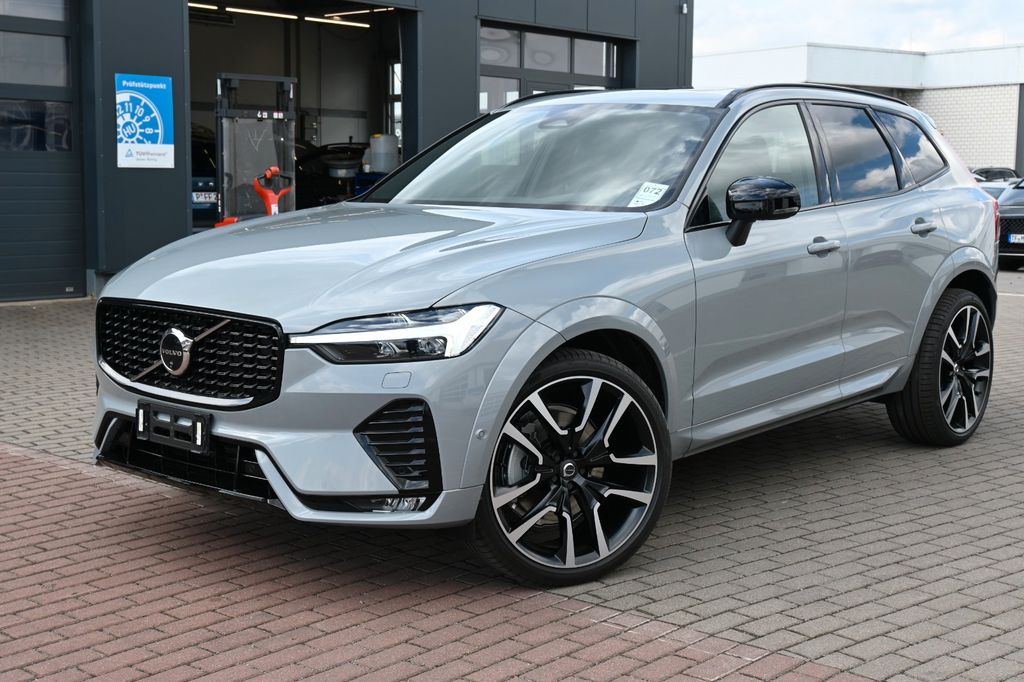 Volvo XC60 2025