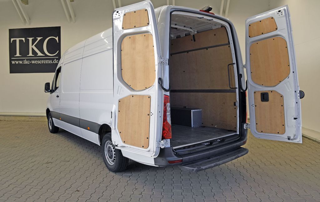 Mercedes-Benz Sprinter 2024