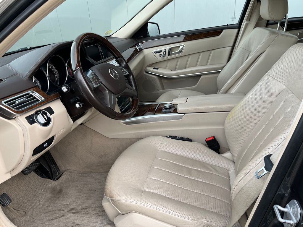 Mercedes-Benz E 220 2014