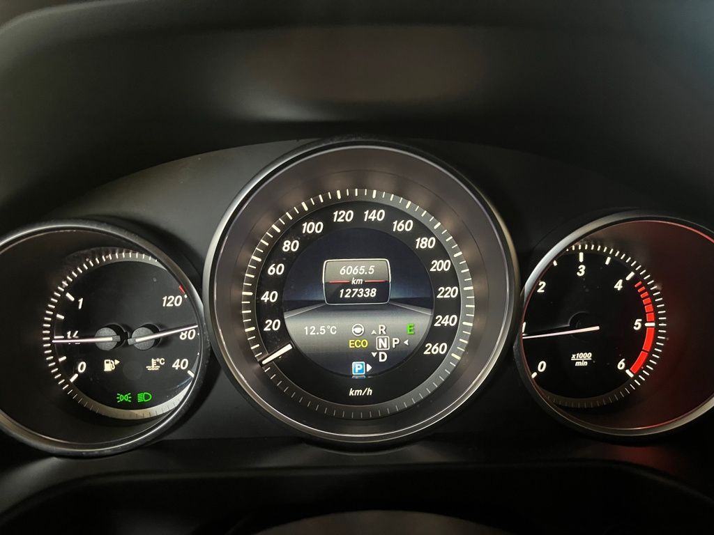 Mercedes-Benz E 220 2014