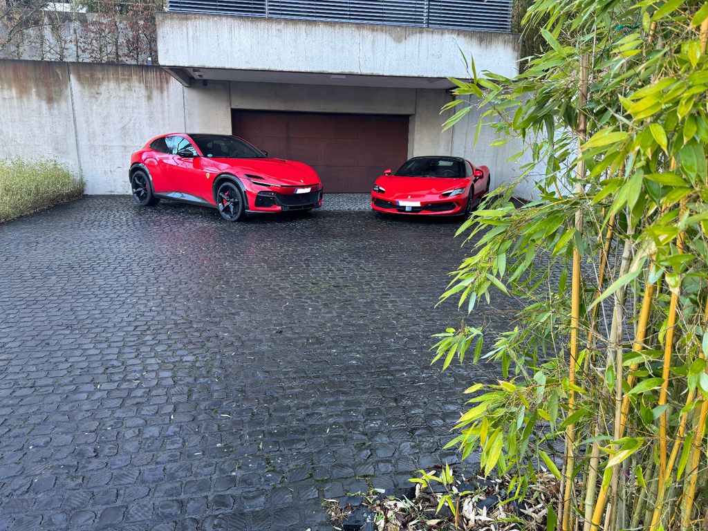 Ferrari 296 GTS 2025