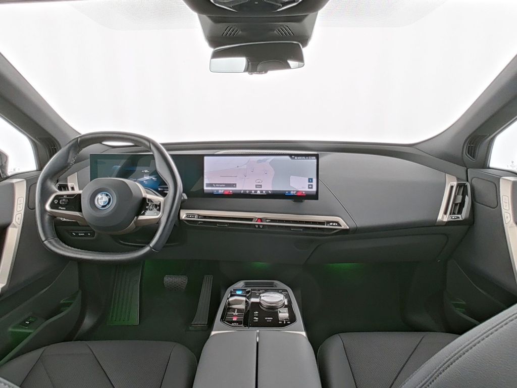 BMW iX 2023