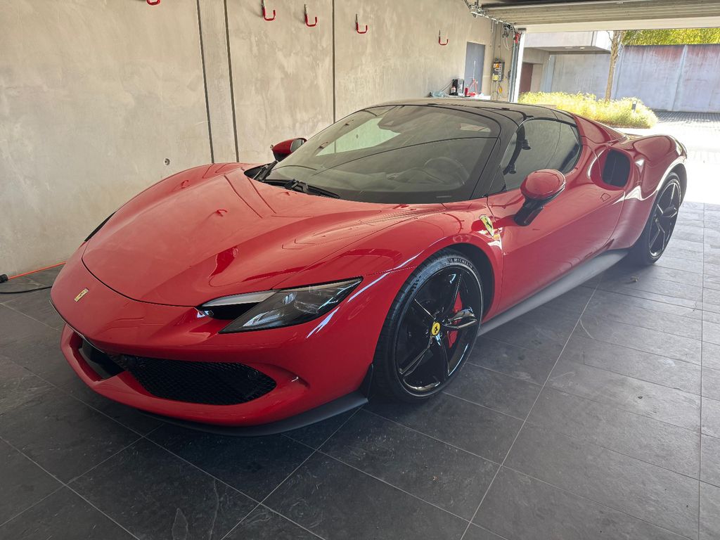 Ferrari 296 GTS 2025