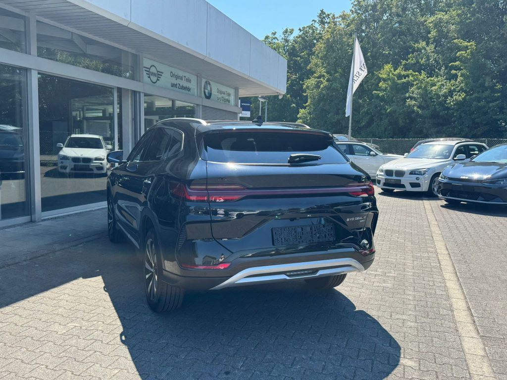 BYD SEAL U 2025