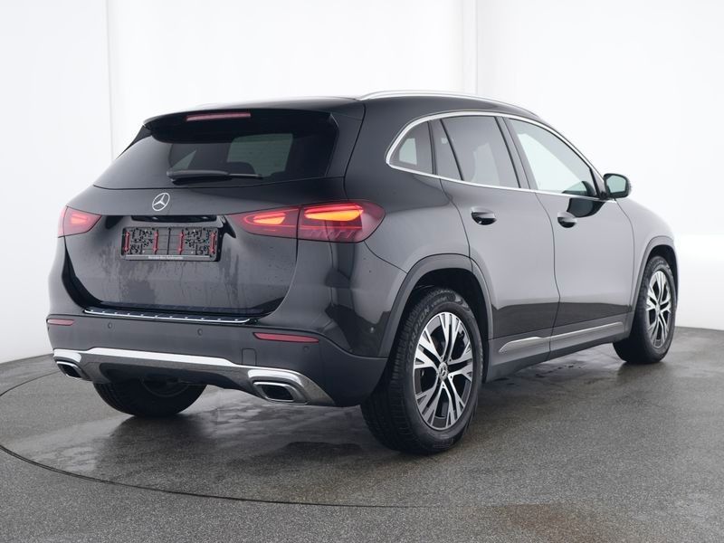 Mercedes-Benz GLA 200 2024