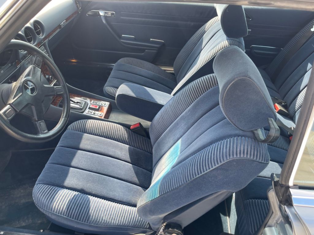 Mercedes-Benz 500 1981