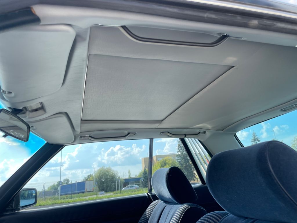 Mercedes-Benz 500 1981