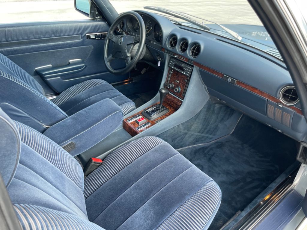 Mercedes-Benz 500 1981