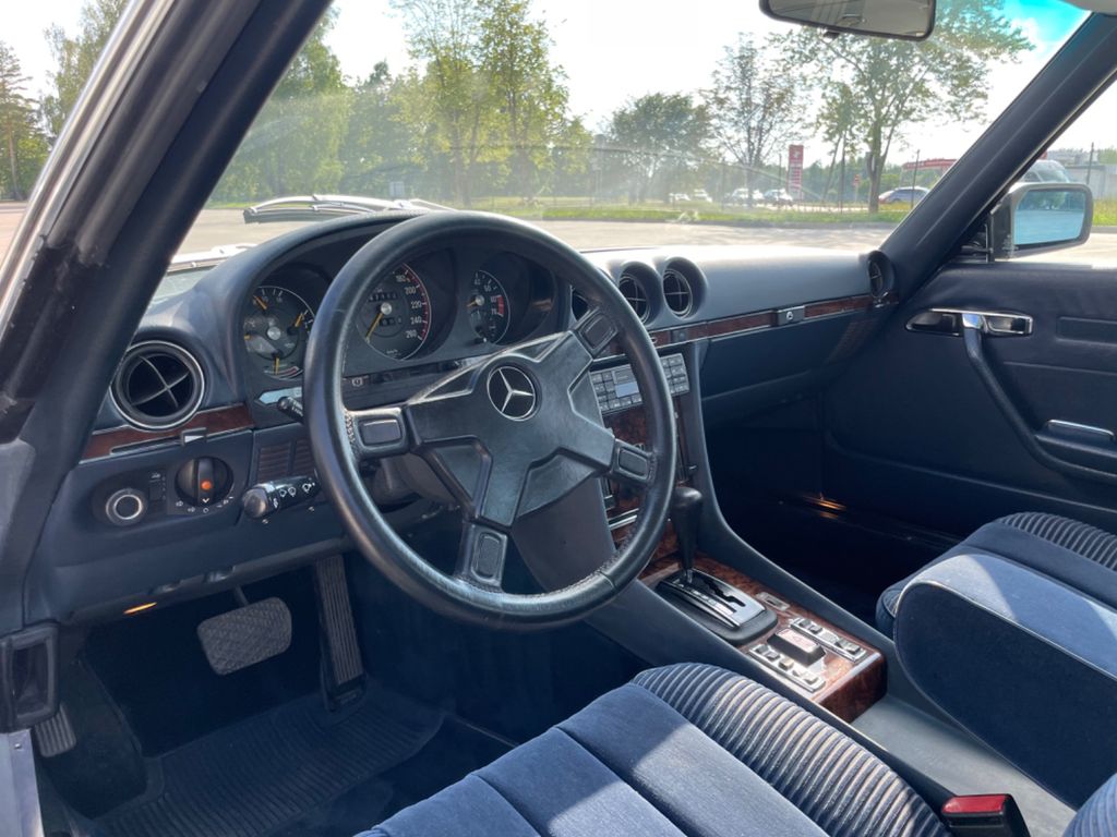 Mercedes-Benz 500 1981