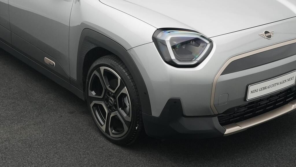 MINI Aceman 2024