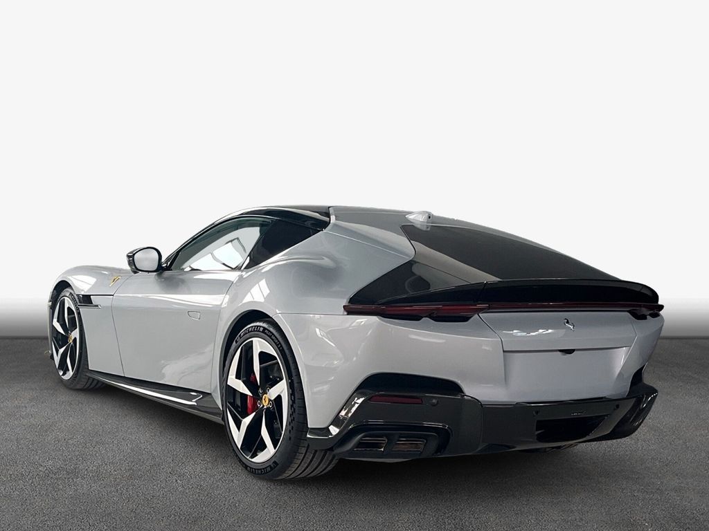 Ferrari 12Cilindri 2024
