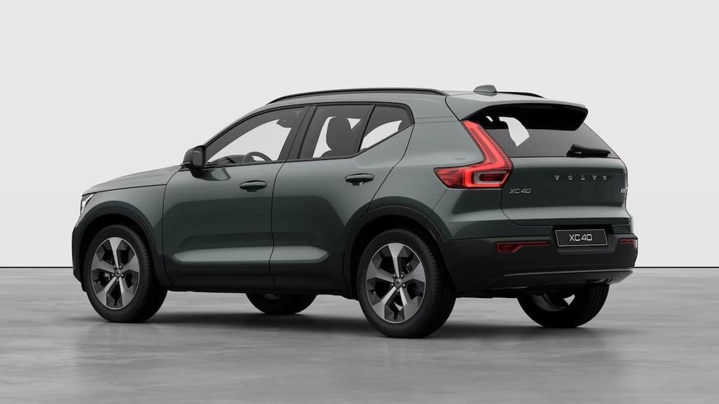 Volvo XC40 2026
