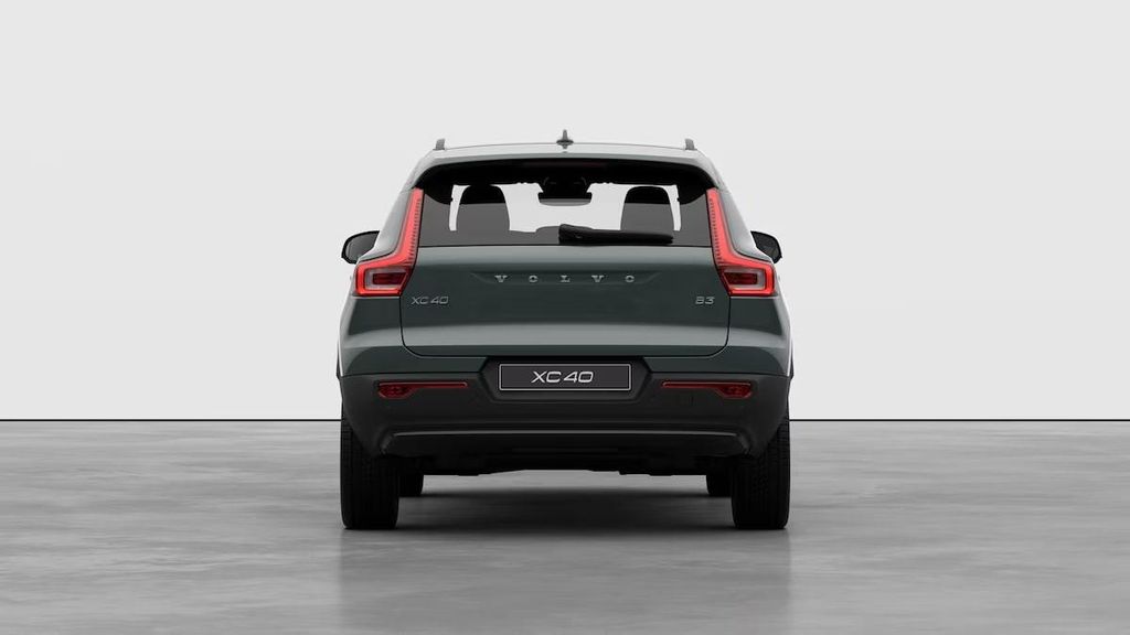 Volvo XC40 2026