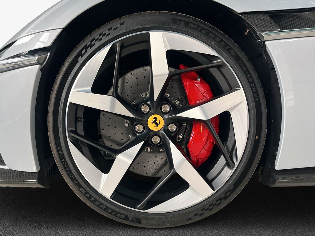 Ferrari 12Cilindri 2024