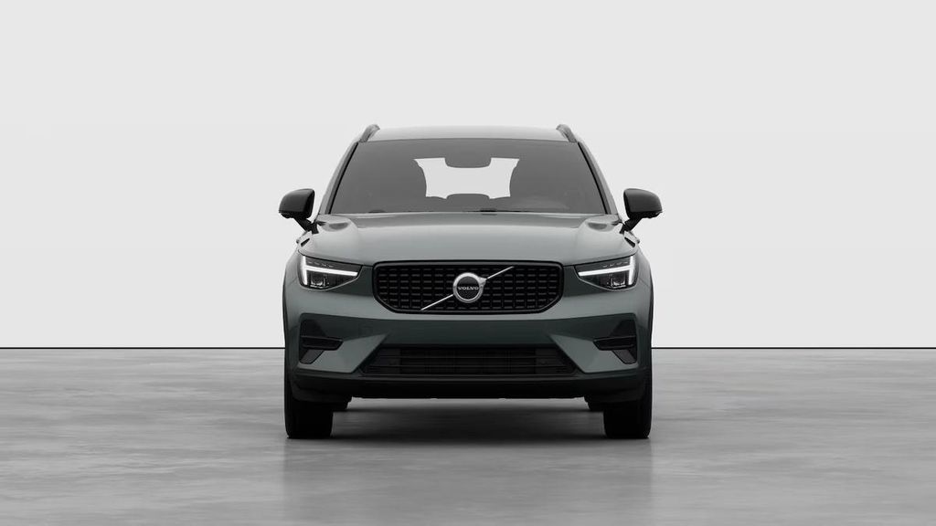 Volvo XC40 2026