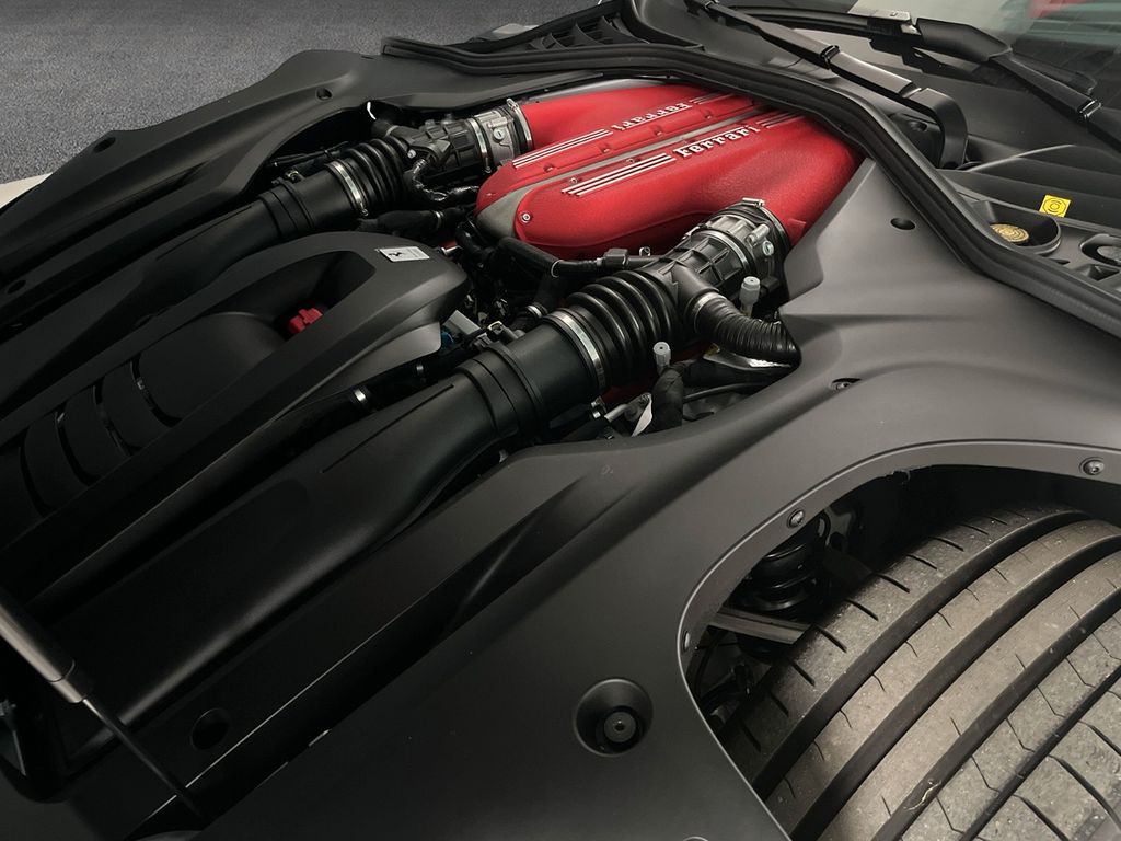 Ferrari 12Cilindri 2024