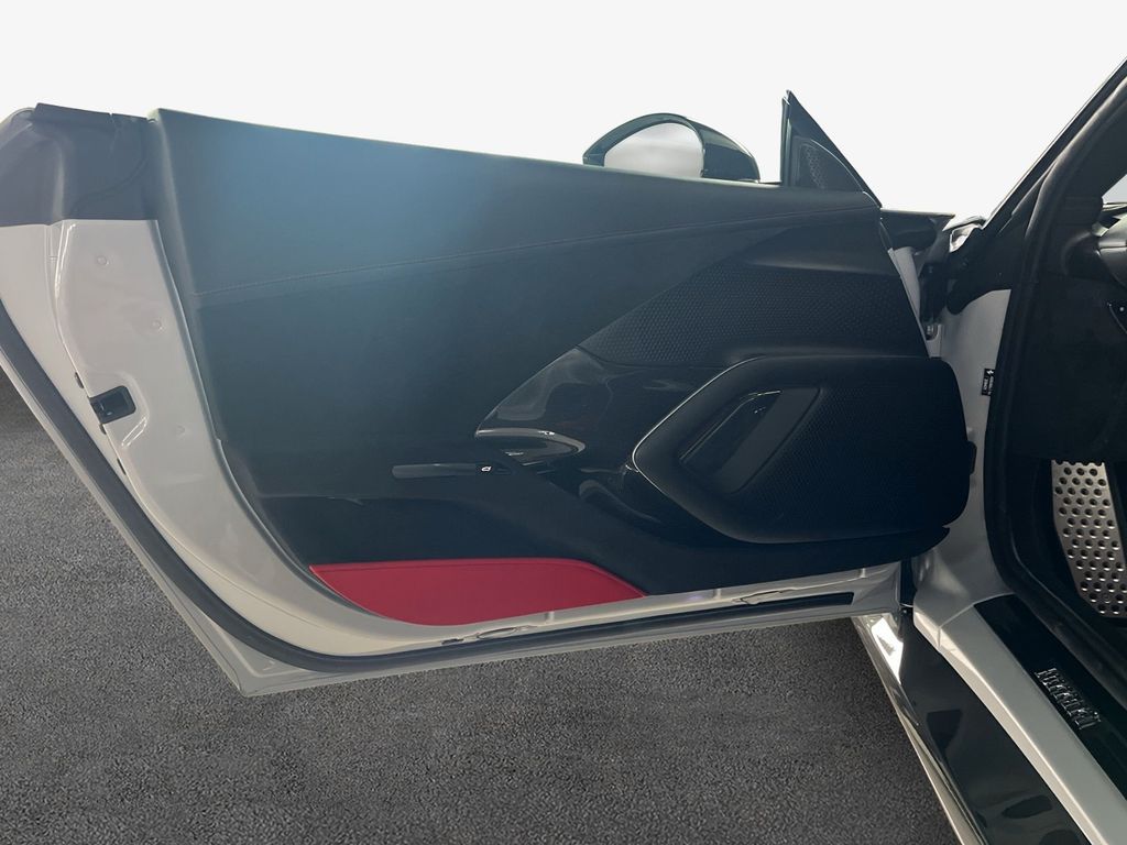 Ferrari 12Cilindri 2024