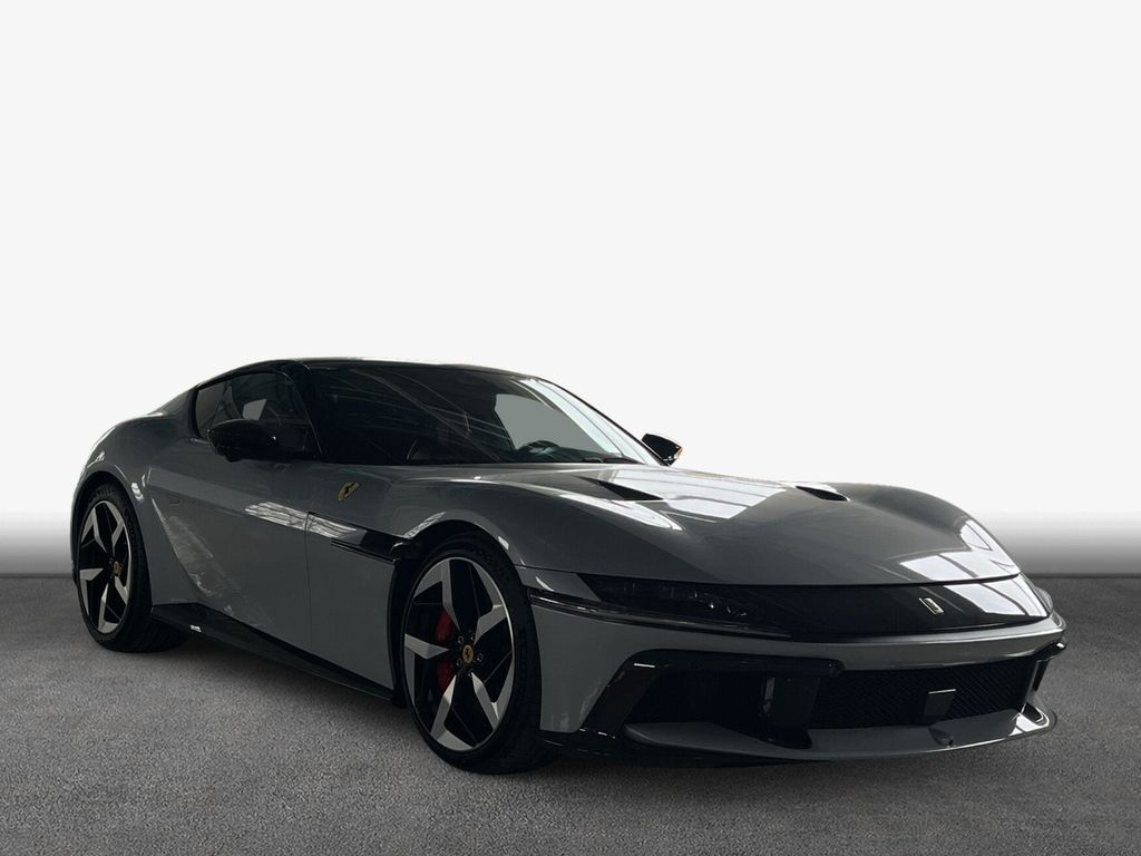 Ferrari 12Cilindri 2024