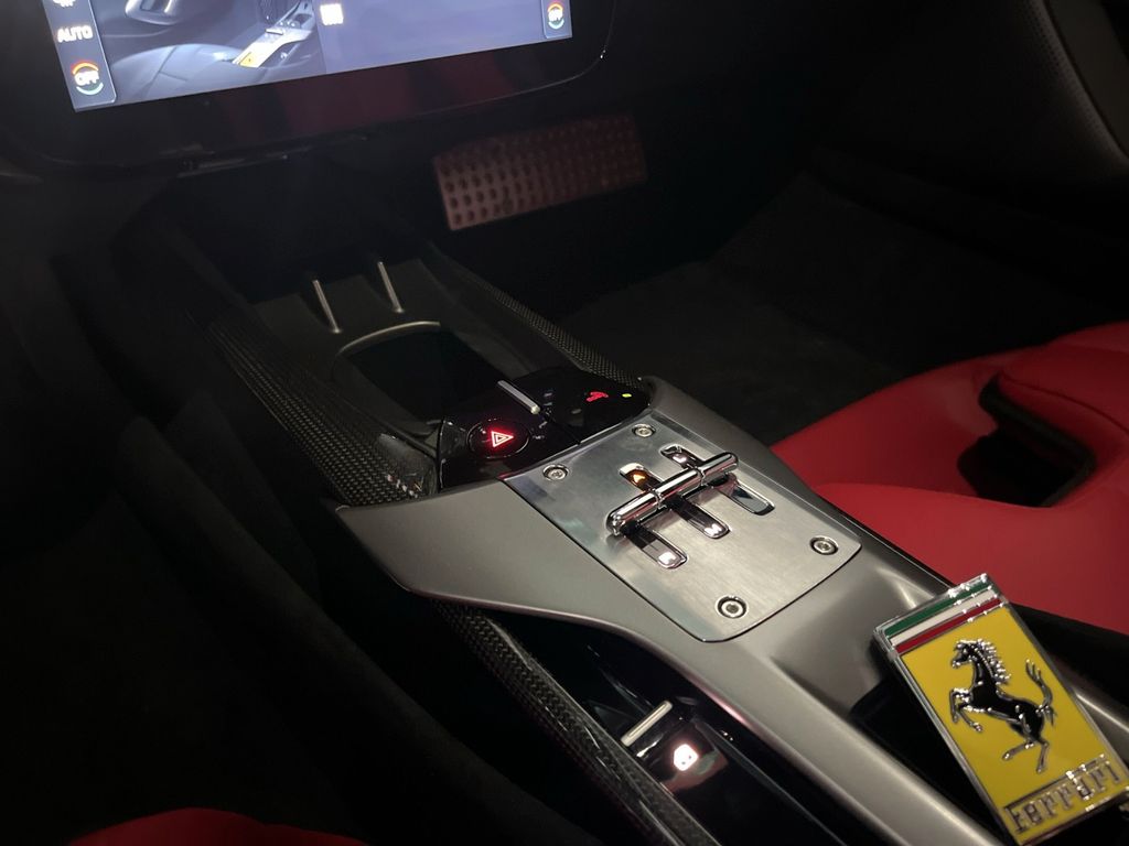 Ferrari 12Cilindri 2024