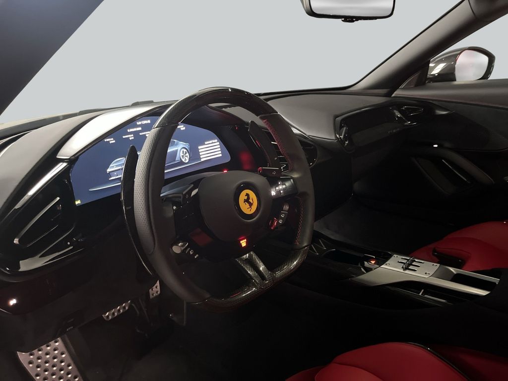 Ferrari 12Cilindri 2024