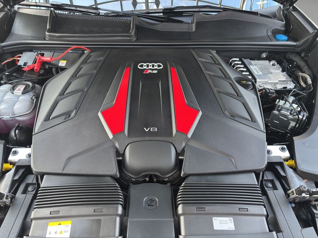Audi RSQ8 2025