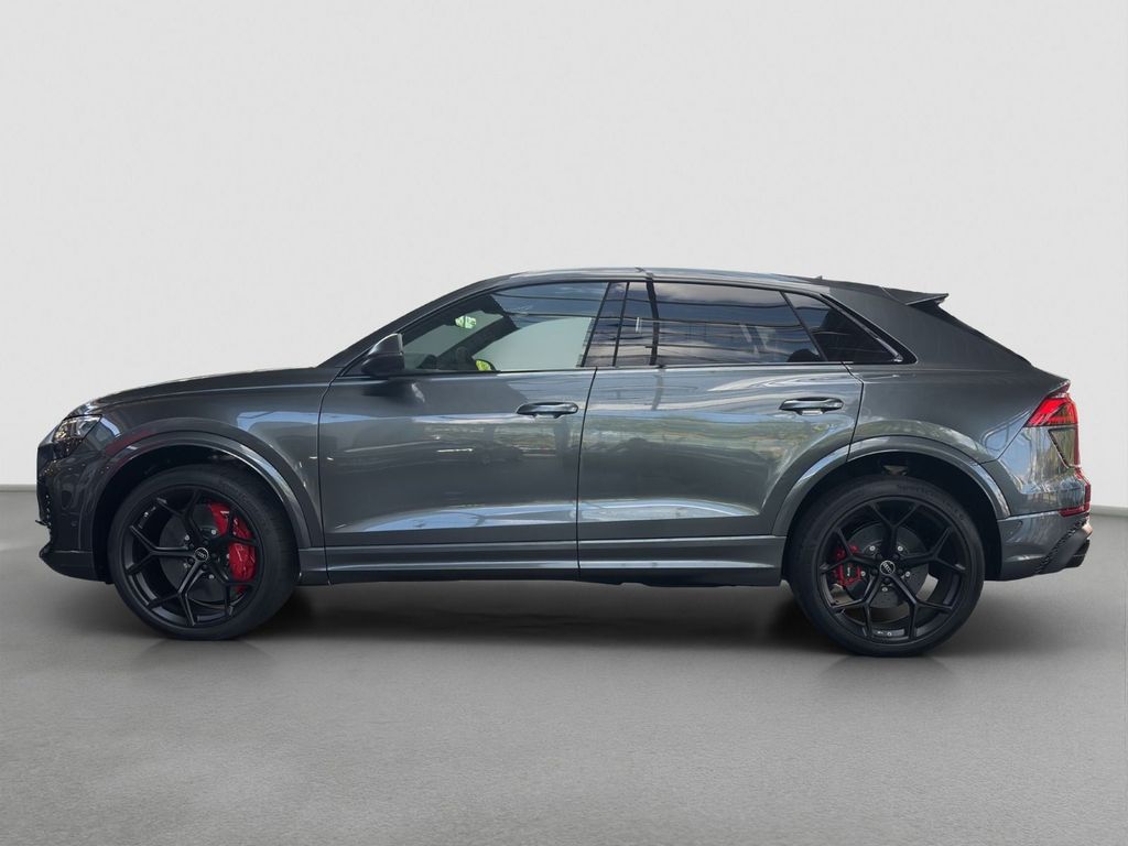 Audi RSQ8 2025