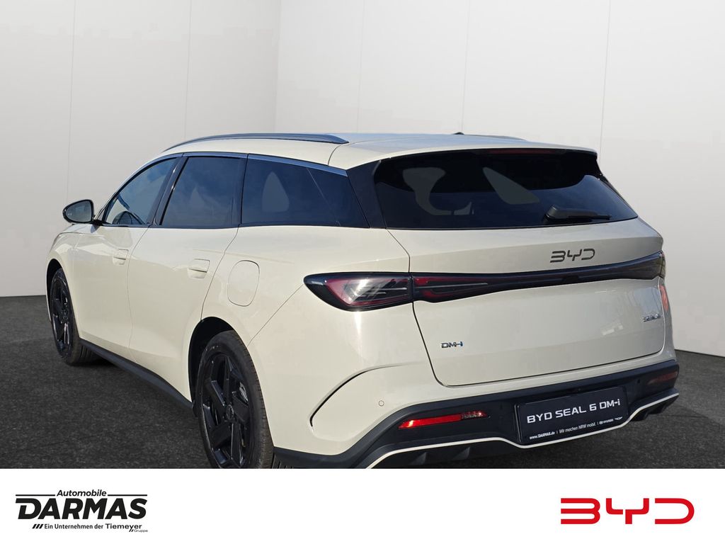 BYD SEAL 6 2025