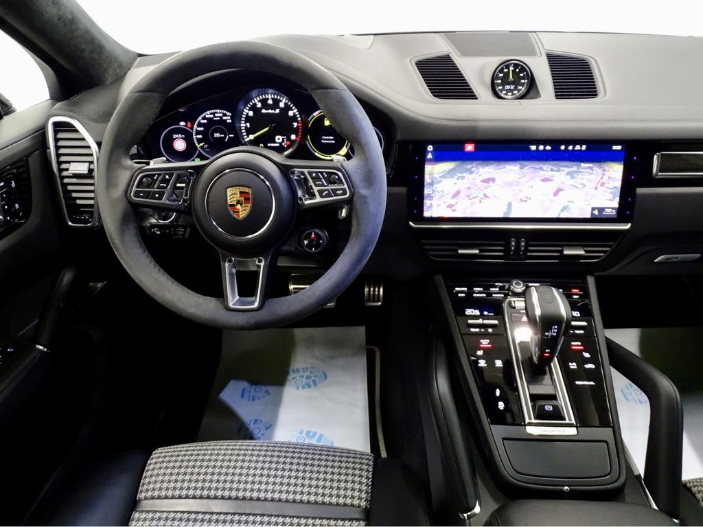 Porsche Cayenne 2020