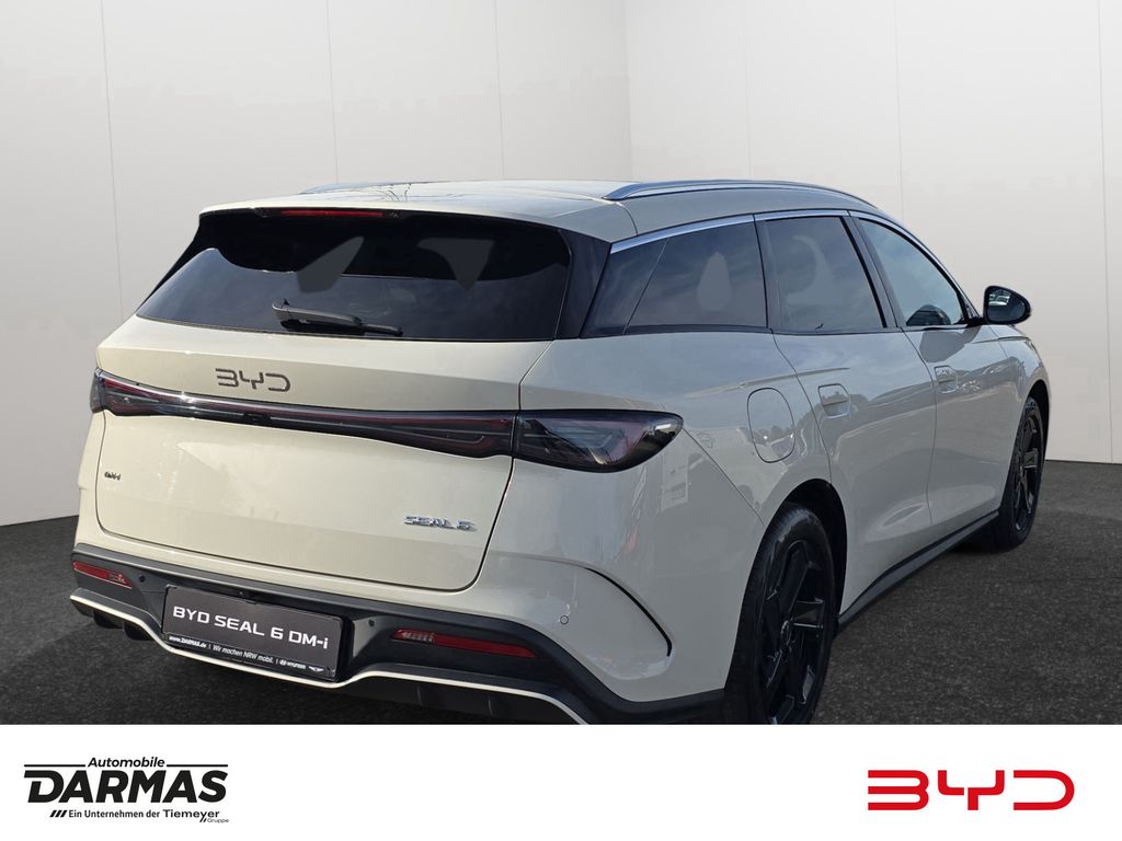 BYD SEAL 6 2025