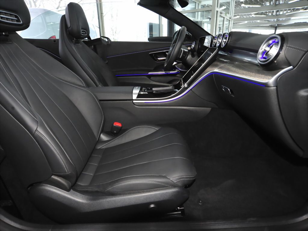 Mercedes-Benz CLE 200 2025