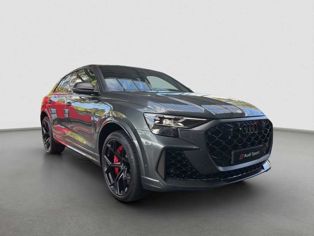 Audi RSQ8 2025