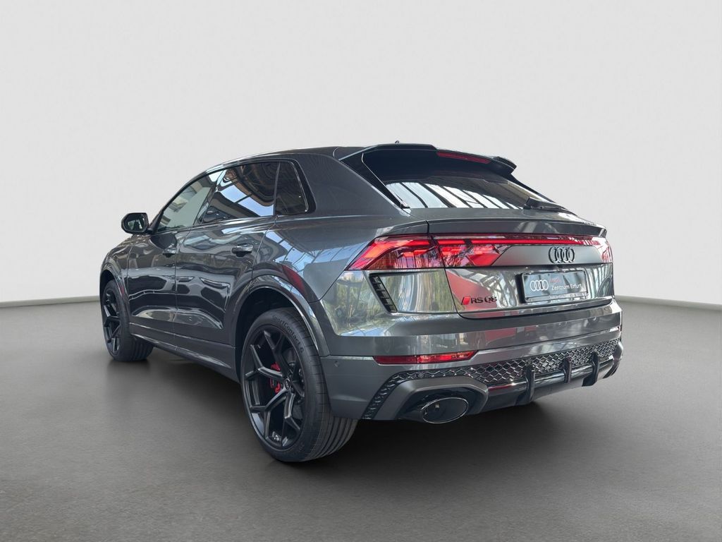 Audi RSQ8 2025