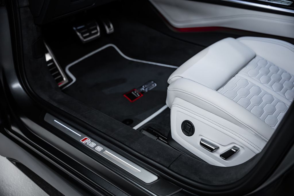 Audi RS6 2025