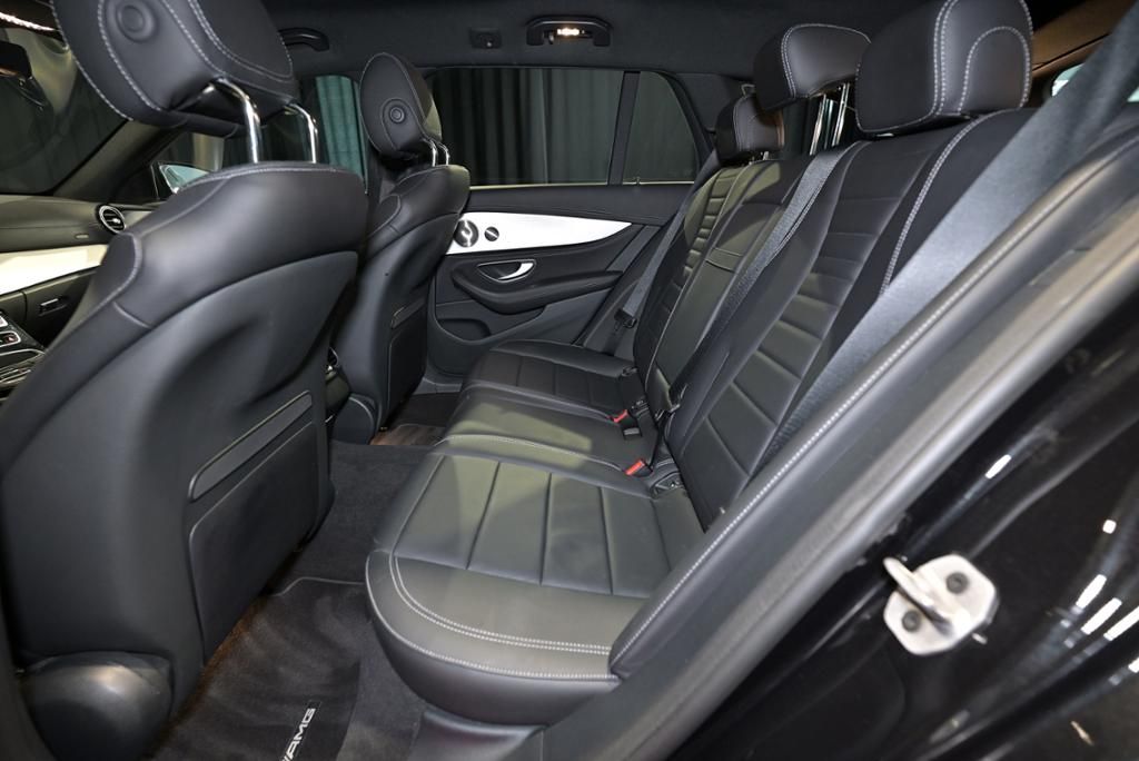Mercedes-Benz E 300 2022
