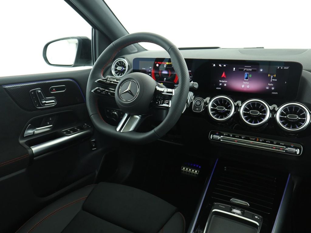 Mercedes-Benz B 220 2025