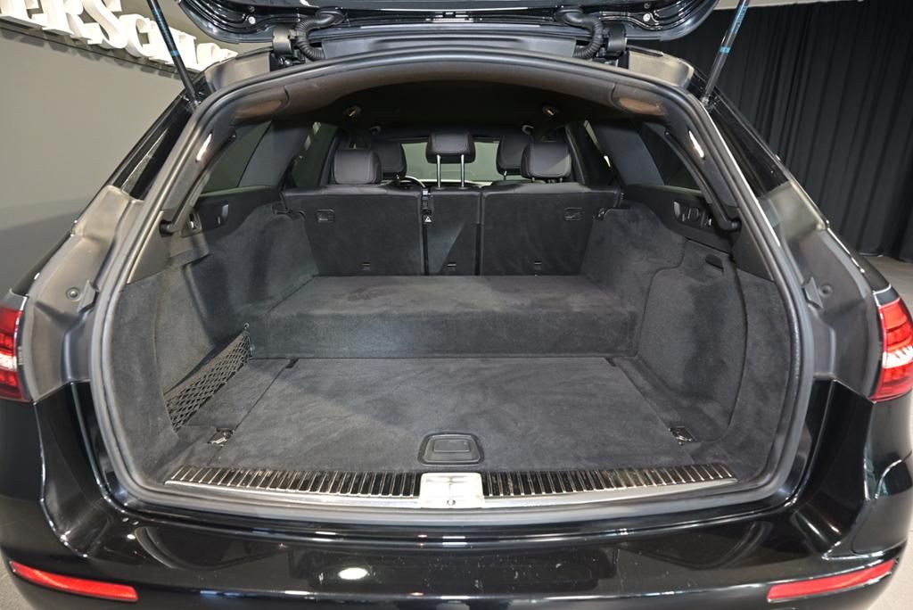 Mercedes-Benz E 300 2022